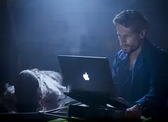 AXN difuzează un nou serial, „Harrow – Viață de legist” (Harrow), începând din 6 noiembrie, în fiecare marți seara