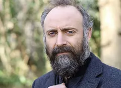 FOTO. Halit Ergenç îi va da viaţă lui Mustafa Kemal Atatürk pe marile ecrane