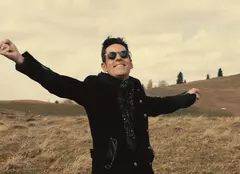 VIDEO. Ștefan Bănică lansează un nou single cu videoclip: „Până la cer”