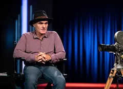 Sâmbătă, la „CinemaTePeca”, îl vom vedea pe Iurie Darie în „S-a furat o bombă”, al lui Ion Popescu Gopo