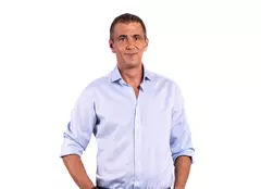 În ce condiții s-ar întoarce Cosmin Cernat în televiziune. Unde lucrează acum