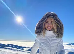 Andreea Bălan a plecat la munte alături de iubitul ei