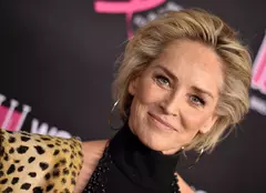 Sharon Stone va juca în ecranizarea romanului „Woman On Fire”