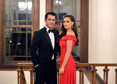 Ce mai fac Murat Yildirim și Fahriye Evcen. Amândoi revin în toamnă pe micile ecrane din Turcia