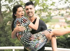 Ce mai fac actorii turci Özcan Deniz și Nurgül Yeşilçay