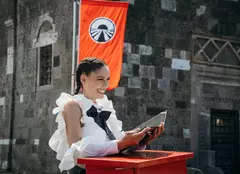 O echipă de la „Asia Express” va pleca spre Georgia. Începe un nou joc de amuletă: „Dacă vom câștiga vom...”