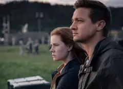 Filme la TV azi, 26 noiembrie: „Primul contact”, „Întuneric total”, „Fereastra secretă”