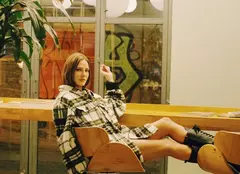 Cine este Alina Boz, actrița din două seriale turcești, „Păzește-mă de mine!” și „Ține-mă de mână!”