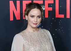 Imagini cu Jennifer Lawrence însărcinată. A strălucit pe covorul roșu, la premiera filmului „Don’t Look Up”