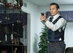 Filme la TV azi, 6 decembrie: „Orașul minciunilor”, „Cavalerul negru”, „Revolver”