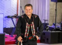 Speak, Ștefania, Alex Velea, Zanni, Sony și Babană, în ultimele ediții „Poftiţi pe la noi: Poftiţi prin ţară!”