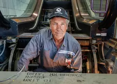 Mike Rowe revine la Discovery Channel cu un nou sezon „Meserii murdare”. Când e premiera