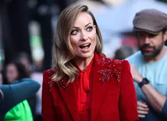 Momentul neașteptat trăit de Olivia Wilde la CinemaCon. Ce i-a făcut Jason Sudeikis cât se afla pe scenă