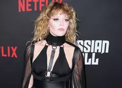 Natasha Lyonne, actrița din „Russian Doll”, despre drama vieții ei. „Am avut un trecut zbuciumat”