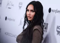 Megan Fox, nevoită să stea depate de copiii ei. „Simt că nu fac o treabă suficient de bună”