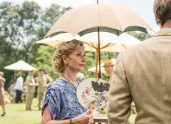 Actrița britanică Jane Horrocks, supărată pe televiziuni și platformele de streaming. „Rolurile importante le revin mereu Oliviei Colman, lui Lily James”