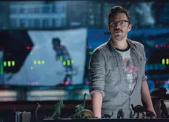 Filme la TV azi, 21 august: „Jurassic World”, „Clifford: Marele câine roșu”, „Transfer de captivi”, „Acum sunt 13”