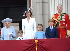 Cum afectează moartea Reginei Elisabeta a II-a titlurile regale: copiii lui Harry devin prinți, Kate și William adaugă noi titulaturi