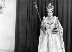 Imagini inedite din viața Elisabetei a II-a. Regina Marii Britanii a murit la 96 de ani