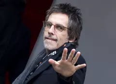 Ben Stiller, parteneră surpriză la Premiile Emmy. Cine este tânăra de 20 de ani care l-a însoțit