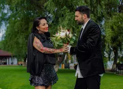 Andra și Smiley lansează „Doar vina ta”, prima lor melodie împreună. Primele imagini din videoclipul inedit