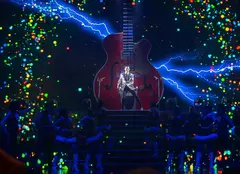 Concert Ştefan Bănică la Antena 1 de Craciun 2022