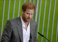 Ce sumă uriașă de bani a primit prințul Harry pentru cartea lui de memorii, „Rezervă” / „Spare”. A semnat un contract pentru 4 cărți