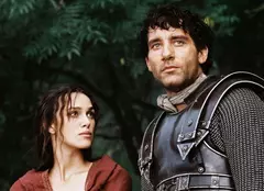 Filme la TV azi, 25 februarie: „Regele Arthur”, „Hitch - Consilier în amor”, „Dansul dragostei 3”, „Batman”