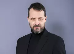 Andrei Aradits se alătură distribuției serialului „Lia – Soția soțului meu” de la Antena 1