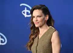 Hilary Swank a născut gemeni! Prima imagine cu bebelușii. „Nu a fost ușor”