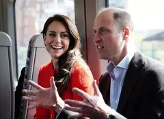 Au renunțat la limuzină! Kate Middleton și prințul William s-au deplasat cu metroul într-o vizită oficială