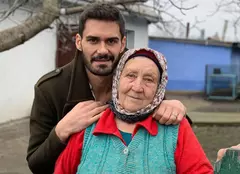 George Burcea, momente emoționante alături de bunica lui și de cele două fetițe: "Plânge..."