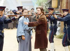 Filme la TV azi, 18 aprilie 2024: „Ultimul samurai”, „Dispărută”, „Banditul zburător”, „RoboCop II”, „Cască ochii că o-ncurci”