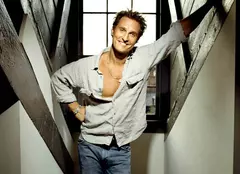 Matthew McConaughey se simte ca la circ cu trei copii în casă