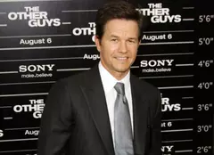 Wahlberg îl înlocuieşte pe Shia LaBeouf în „Transformers”