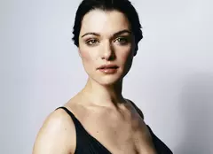 Rachel Weisz: Nu sunt geloasă dacă Daniel sărută alte femei
