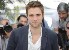 Robert Pattinson a ieşit din ascunzătoare