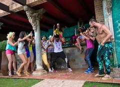 Alina Pușcaș, Mandinga, Connect-R, Anda Adam, în clipul lui Pepe