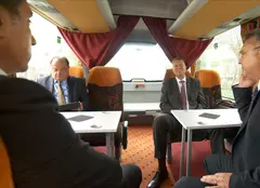 Digi24 va difuza „2 pentru România”, un documentar despre Ponta și Iohannis