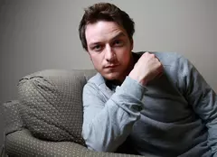 În sfârşit! James McAvoy a renunţat la păr pentru „X-Men: Apocalypse”