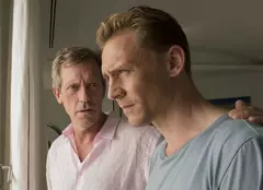 Hugh Laurie plânge după rolul principal din „Managerul nopţii”