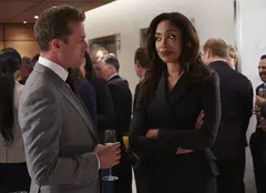 Se lucrează la un spin-off al serialului „Suits”/„Costume”, cu Gina Torres în rol principal