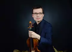 Alexandru Tomescu și celebra lui vioară pleacă în lume după terminarea Turneului Stradivarius nr. 10