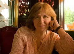 Laureata Premiului Nobel pentru Literatură, Svetlana Alexievici, se va întâlni cu cititorii la București