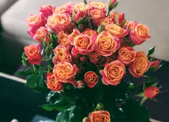 (P) Vrei sa trimiti flori anonim? Apeleaza la serviciul de livrare flori in Bucuresti!