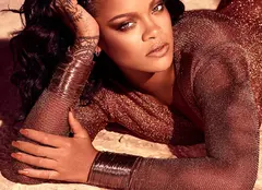 Rihanna scrie istorie cu noua ei linie vestimentară