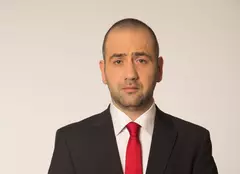Ce e mai bine să ai: câine sau pisică? „Show de seară cu Viorel Dragu” rezolvă această dilemă luni, 10 iunie