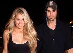 FOTO. Enrique Iglesias și Anna Kournikova așteaptă al treilea copil