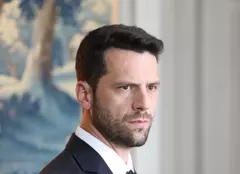 Vlad află un secret uluitor: Matei este copilul său! Își va dezvălui identitatea acum?