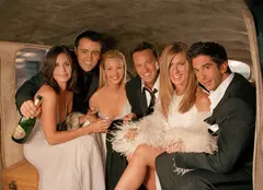 Surpriză! Echipa „Friends” ar plănui să lanseze două episoade speciale, nu unul singur